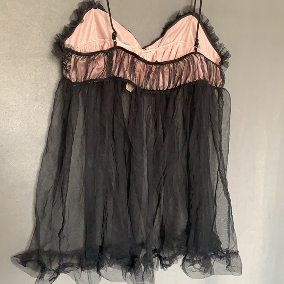NWOT Gorgeous Victoria secret lingerie piece - Picture 10 of 13